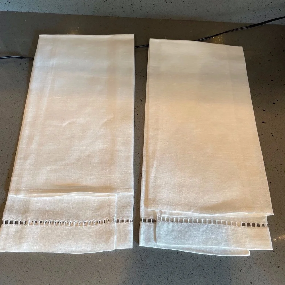 Never used Sferra linen floral embroidered guest towels